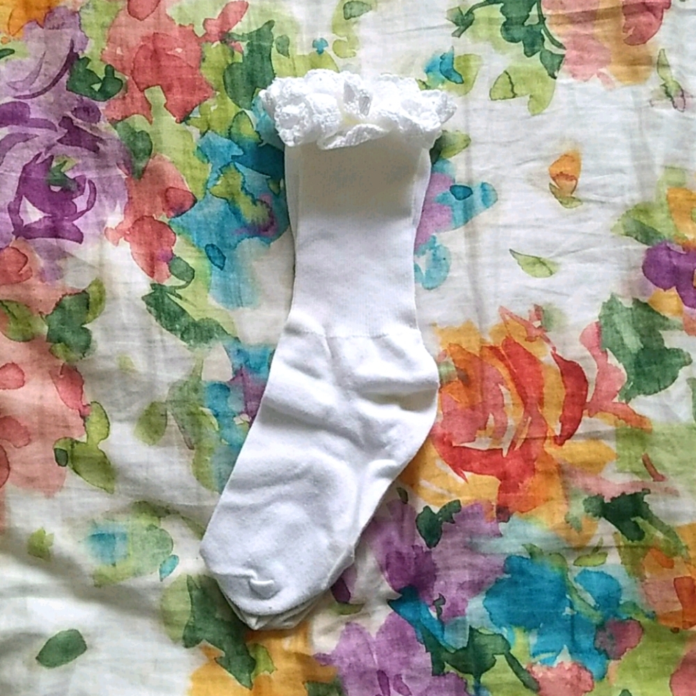 🔴White kid's socks with lace ruffles Kid's size S
